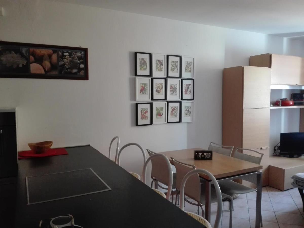 Appartamento A Due Passi Dal Lago 토르볼레 외부 사진